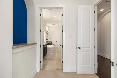 1057 W 24th Street, Houston, TX 77008 - Photo 25