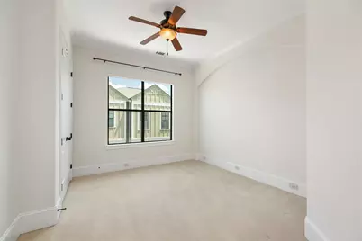 1057 W 24th Street, Houston, TX 77008 - Photo 31