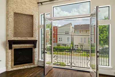 1057 W 24th Street, Houston, TX 77008 - Photo 13