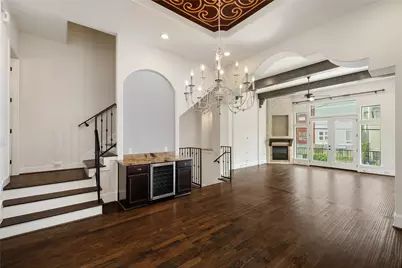 1057 W 24th Street, Houston, TX 77008 - Photo 9