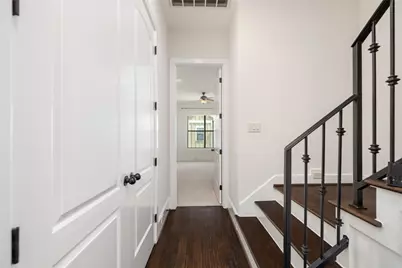 1057 W 24th Street, Houston, TX 77008 - Photo 31