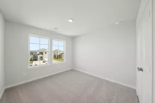 317 Bennett St, Angleton, TX 77515 - Photo 13