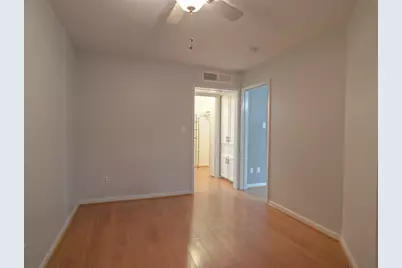 5216 Arboles Drive #10, Houston, TX 77035 - Photo 9