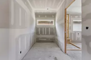 112 E 27th St, Houston, TX 77008 - Photo 21