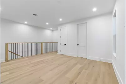 112 E 27th Street #B, Houston, TX 77008 - Photo 25