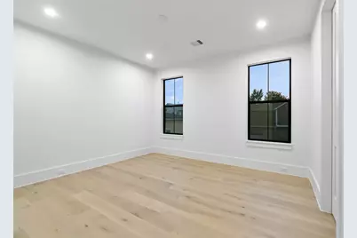 112 E 27th Street #B, Houston, TX 77008 - Photo 31