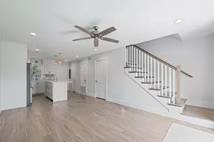 525 11th St, Galveston, TX 77550 - Photo 5
