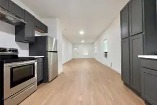 27 Norwood St, Houston, TX 77011 - Photo 5