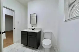 27 Norwood St, Houston, TX 77011 - Photo 9