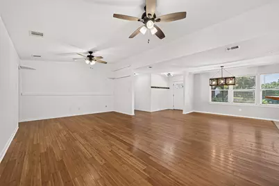 7034 Langdon Lane, Houston, TX 77074 - Photo 11