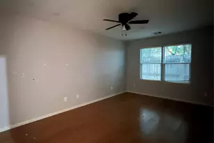 7034 Langdon Ln, Houston, TX 77074 - Photo 11