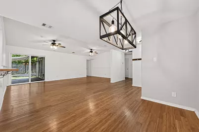 7034 Langdon Lane, Houston, TX 77074 - Photo 5
