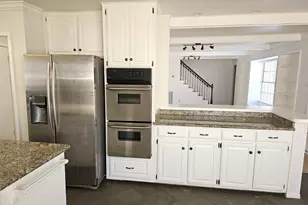 347 Forest Lake Dr, Houston, TX 77586 - Photo 9