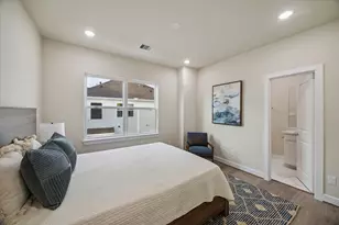 6342 Paddington Bnd Dr, Houston, TX 77008 - Photo 17