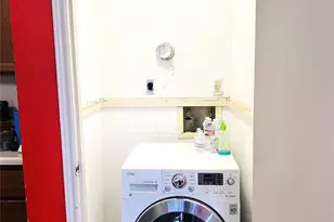 3600 Jeanetta St, Houston, TX 77063 - Photo 11