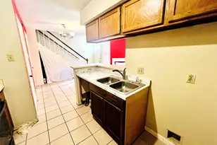 3600 Jeanetta St, Houston, TX 77063 - Photo 9