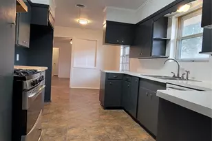 801 Rosewood Dr, Baytown, TX 77520 - Photo 11