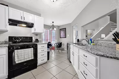 4510 Beechcraft Street, Seabrook, TX 77586 - Photo 9