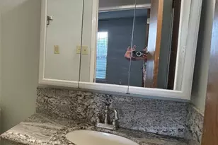 912 S 21st St, Nederland, TX 77627 - Photo 9