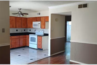 11673 Village Place Drive #253, Houston, TX 77077 - Photo 5