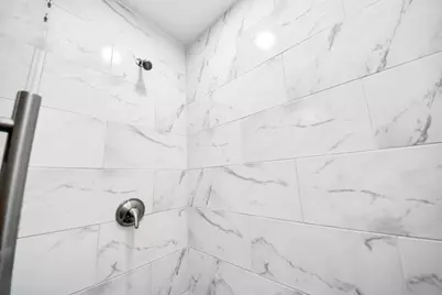 5879 Belcrest Street, Houston, TX 77033 - Photo 17