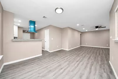 5879 Belcrest Street, Houston, TX 77033 - Photo 13