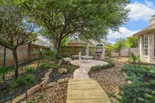 2803 N Strathford Ln, Houston, TX 77345 - Photo 17