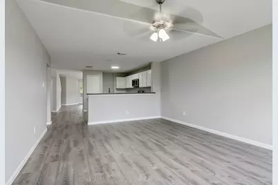 7638 Sunburst Trail Drive, Cypress, TX 77433 - Photo 11