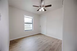 314 S Ridge St, Hallettsville, TX 77964 - Photo 13