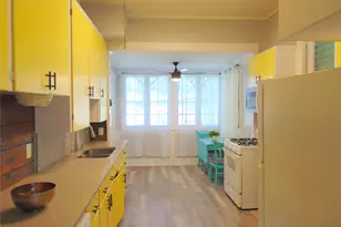 3420 Ave R Ave, Galveston, TX 77550 - Photo 19