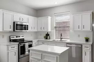 2318 Colonial Springs Ln, Spring, TX 77386 - Photo 17