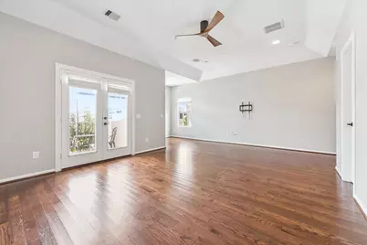 1540 Lawrence Street, Houston, TX 77008 - Photo 11