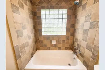 6605 Westview Drive, Houston, TX 77055 - Photo 11