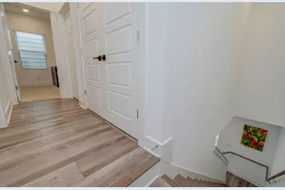 970 Highland Sound Lane, Houston, TX 77091 - Photo 15