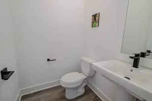 970 Highland Sound Ln, Houston, TX 77091 - Photo 13