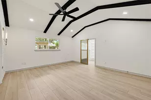 11306 Valley Spring Dr, Houston, TX 77043 - Photo 21