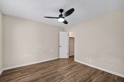 711 Leicester Lane, Houston, TX 77034 - Photo 35