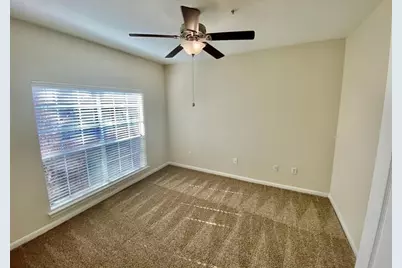 1919 Post Oak Park Dr Drive #1214, Houston, TX 77027 - Photo 3