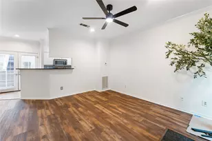 2218 Hopkins St, Houston, TX 77006 - Photo 5