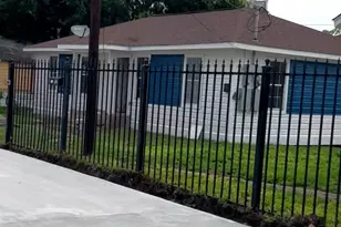 1704 Sam Wilson St, Houston, TX 77020 - Photo 1