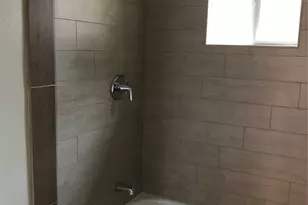 1704 Sam Wilson St, Houston, TX 77020 - Photo 9