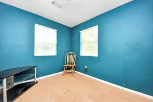 121 Elendor Dr, Cleveland, TX 77328 - Photo 9