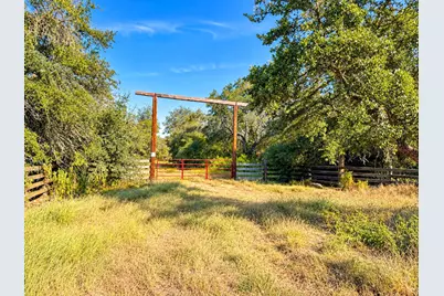 5723 Wied, La Grange, TX 78945 - Photo 9