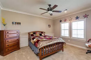 22 Sunset Park Ln, Sugar Land, TX 77479 - Photo 31