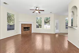 2 Lulach Cir, Conroe, TX 77301 - Photo 11