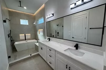 328 Janisch #D, Houston, TX 77018 - Photo 29