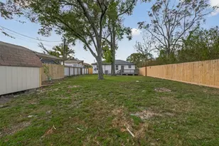 2723 Castledale Dr, Houston, TX 77093 - Photo 35