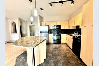 3660 Richmond Avenue #301, Houston, TX 77046 - Photo 3