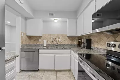 7900 Westheimer Road #241, Houston, TX 77063 - Photo 7