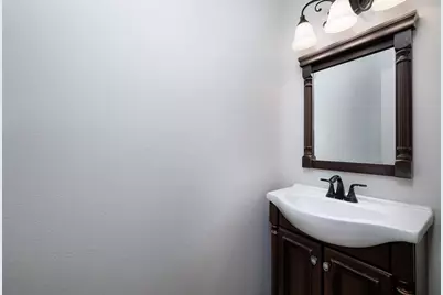 1 Ground Brier Court, The Woodlands, TX 77381 - Photo 5